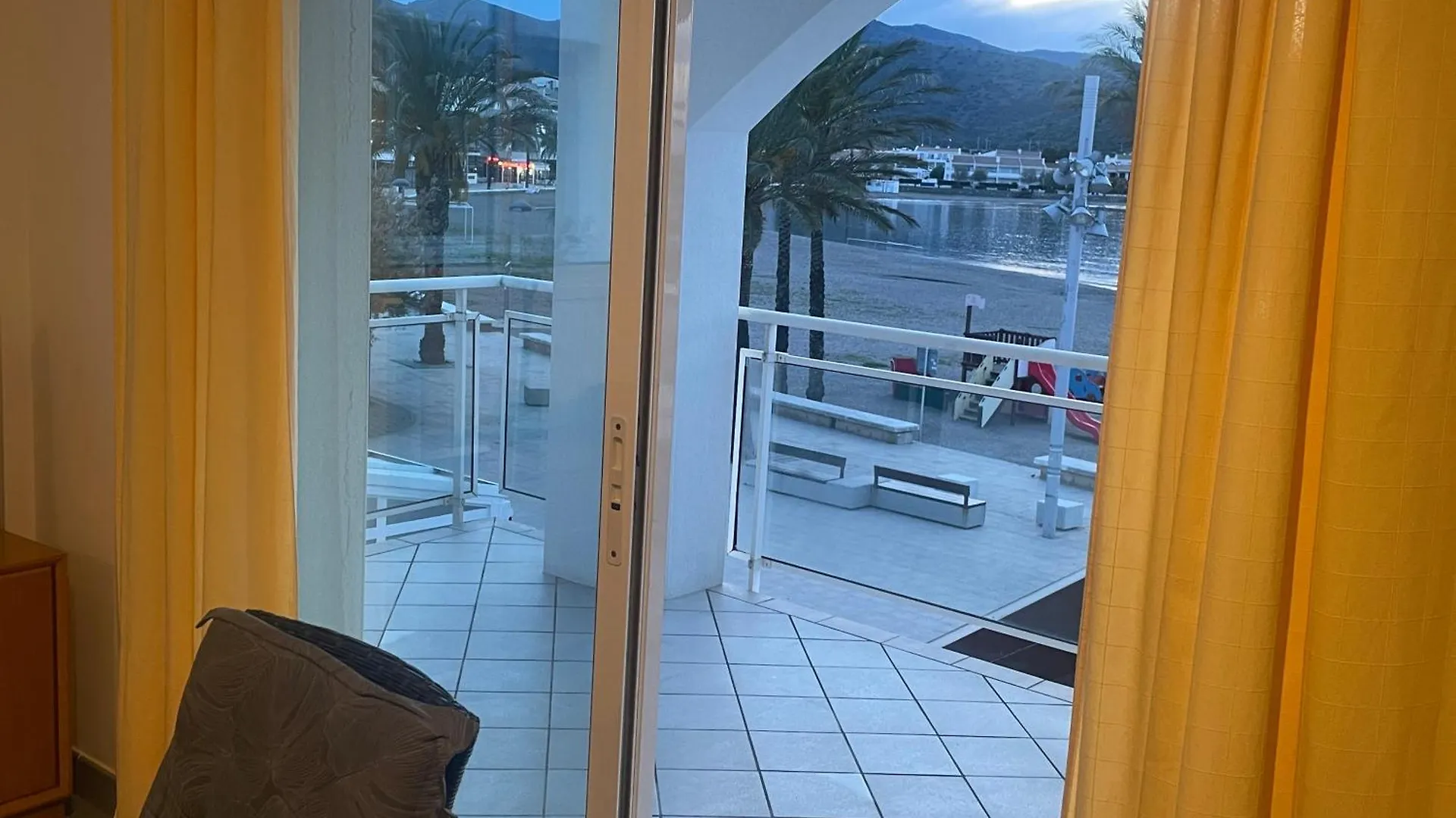 Appartamento Platja del Port Llança Spagna